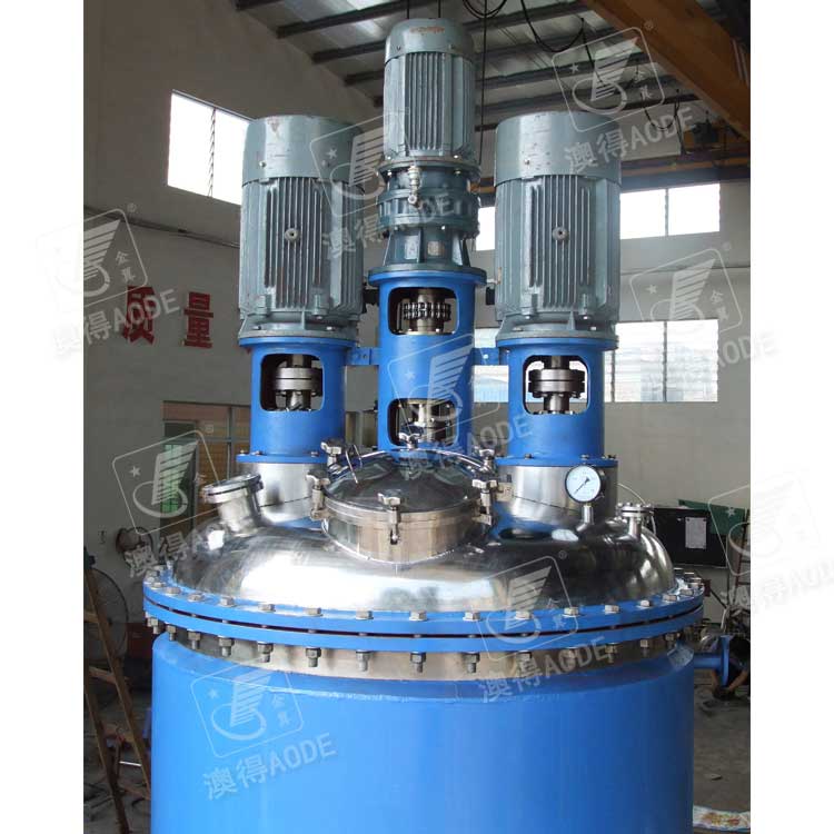 塗(tu)料樹脂反應釜(fu)