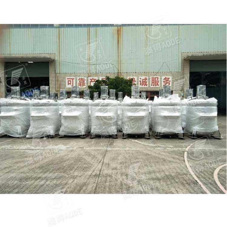 1380L脫泡攪(jiǎo)拌罐