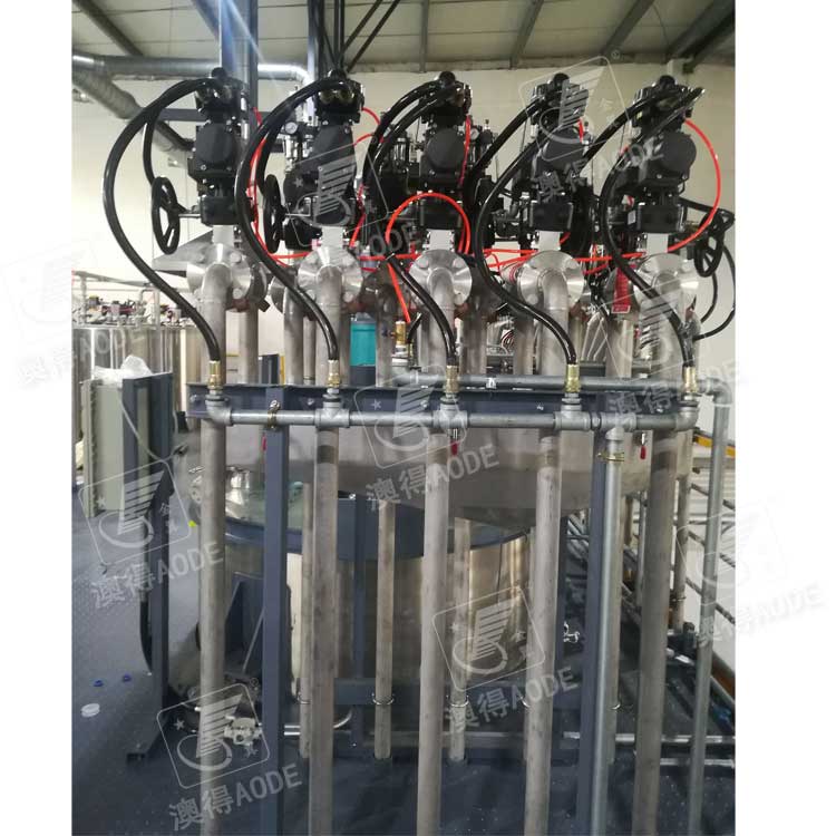 不鏽鋼管件(jiàn)