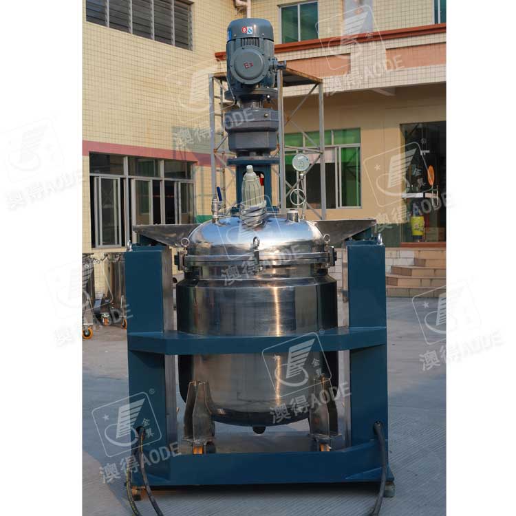 龍門式(shì)液壓升降(jiang)脫泡機